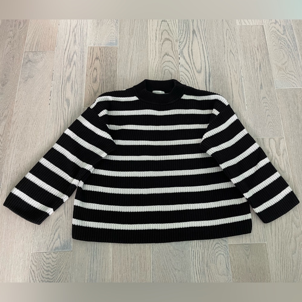 H&M sweater